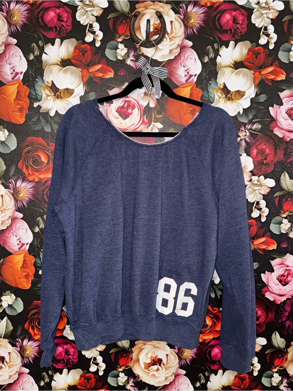 PINK Victoria's Secret Navy Crewneck Pullover with White Logo, M - Picture 3 of 13